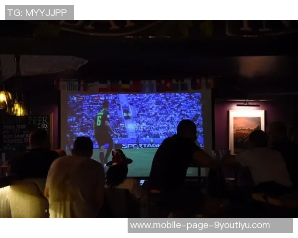 尤文图斯官方宣布禁止3名种族歧视麦肯尼的帕尔马球迷观赛